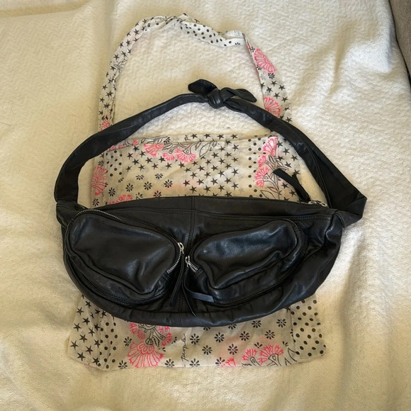 Free people black lamb leather hobo crossbody bag EDGY FEMININE - Picture 11 of 12